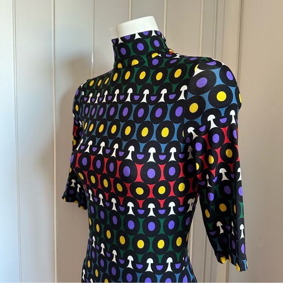 🎀SOLD🎀Alice + Olivia Delora Rainbow Dot Geometric Print Fitted Dress - Picture 7 of 9